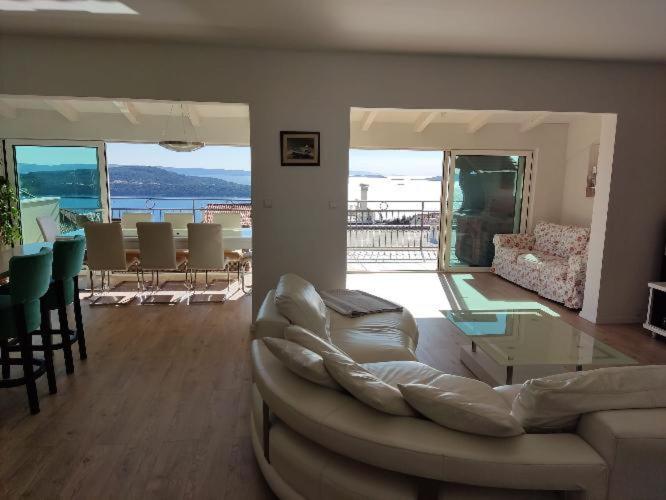 Divine View Apartment Seget Donji Luaran gambar